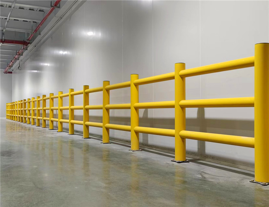 HDPE柔性防撞护栏